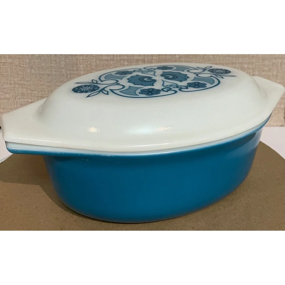 Pyrex Casserole Dish Unisex 1.5 QT Blue Excellent Horizon Blue Floral 043 Lid